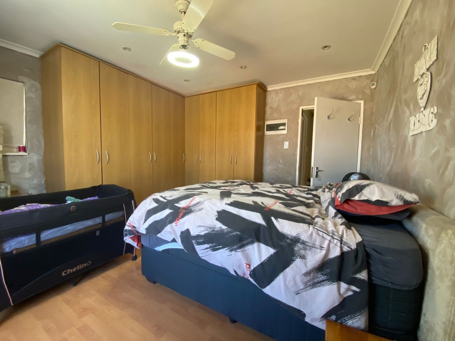 To Let 2 Bedroom Property for Rent in Table View Western Cape